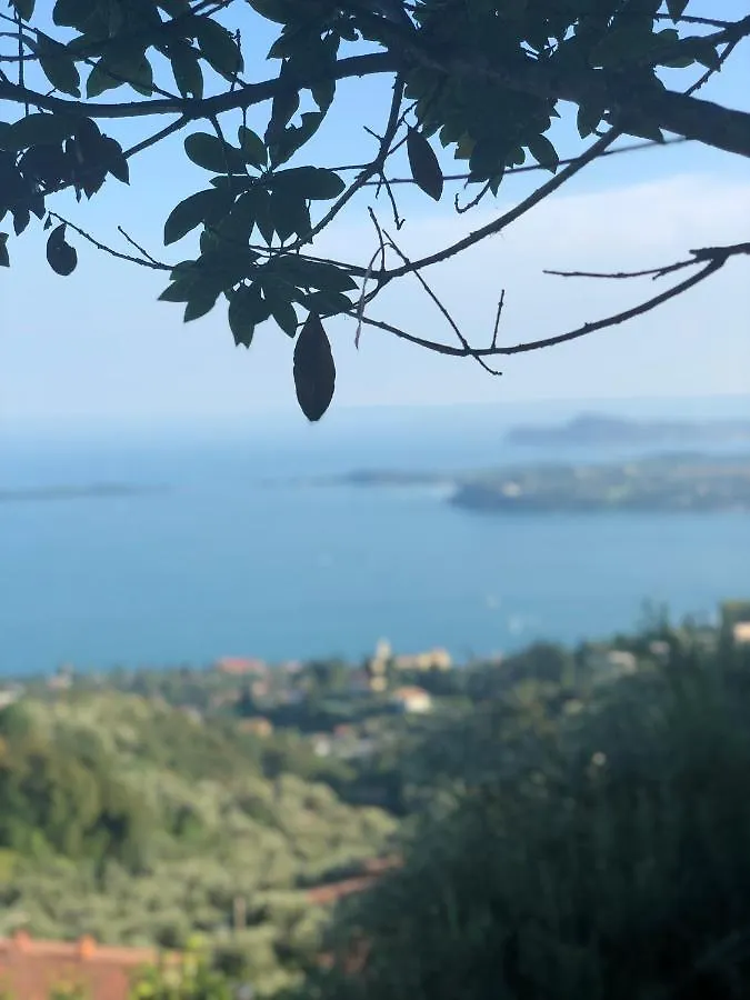 La Casa Di Andrea Lägenhet Gardone Riviera