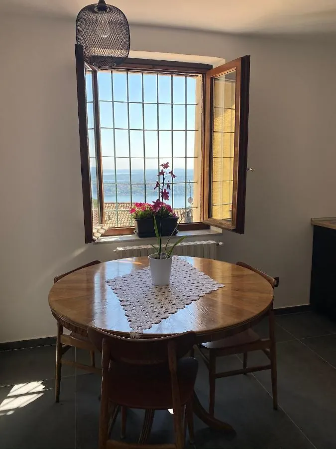 La Casa Di Andrea Lägenhet Gardone Riviera